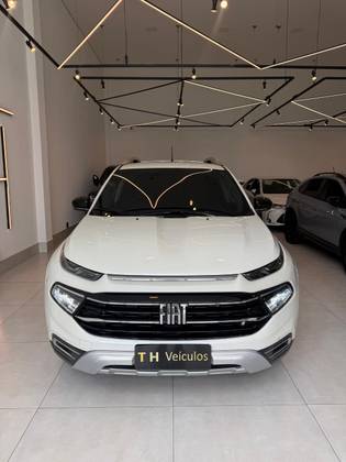FIAT TORO 2.0 16V TURBO DIESEL VOLCANO 4WD AT9
